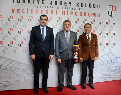 Rus pornosi: notanish odamni sikdi Men orgazmdan ozimni yoqotaman