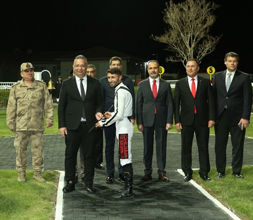 https://medya-cdn.tjk.org/haberftp/2025/brhnbyhabd19425.jpg