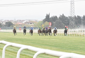 Bursa Emniyet Müdürlüğü Koşusu'nu Işıls A Melina kazandı