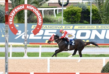 Otizm Farkındalık Günü Koşusu'nu Star Ahlas kazandı