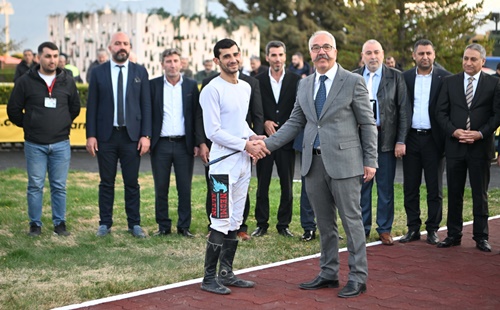 https://medya-cdn.tjk.org/haberftp/2026/22elzg2426.jpg