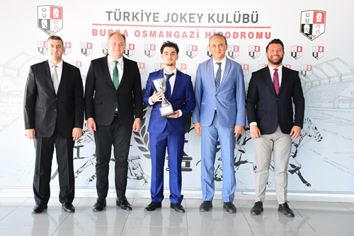 Ertuğrul Gazi Koşusu'nu üst üste üçüncü kez Wardenclyffe kazandı - görsel 5